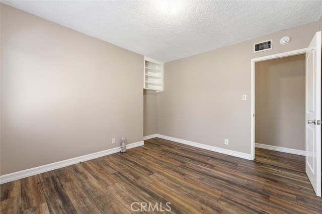 Detail Gallery Image 21 of 32 For 15944 Gledhill St, North Hills,  CA 91343 - 5 Beds | 2/1 Baths