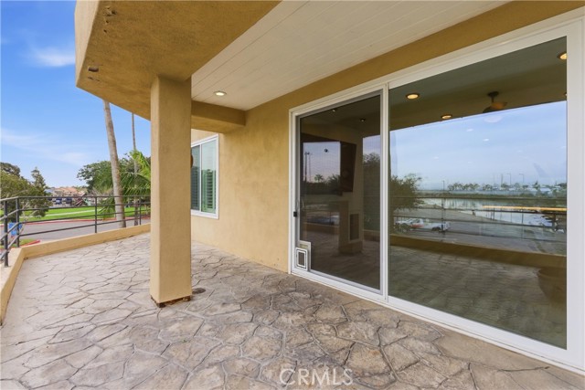 Detail Gallery Image 3 of 34 For 16291 Countess #115,  Huntington Beach,  CA 92649 - 2 Beds | 2 Baths