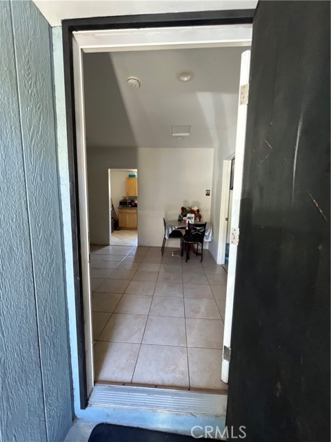 1248 Rolland Curtis Place, Los Angeles CA: https://media.crmls.org/medias/981529b3-6ea6-4299-9d6f-23775cc93cce.jpg
