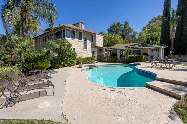 628 Sunnyside Avenue, Redlands CA: https://media.crmls.org/medias/98153c29-259f-4bd2-a625-886ef4fb2d5f.jpg