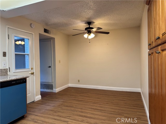 Detail Gallery Image 11 of 27 For 436 Fairview Ave #19,  Arcadia,  CA 91007 - 2 Beds | 2/1 Baths
