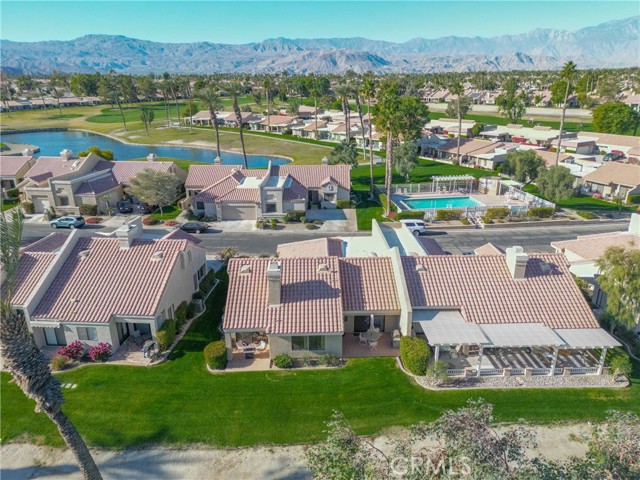 41981 Preston Trail, Palm Desert CA: https://media.crmls.org/medias/9816c288-05e3-43e6-9c7b-91f8b099d76e.jpg