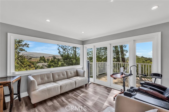 8404 Joan Lane, West Hills CA: https://media.crmls.org/medias/981779ae-7967-44a3-9394-f95460a73a1b.jpg