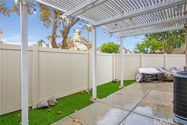 Detail Gallery Image 20 of 22 For 1151 Portofino Ct. #101,  Corona,  CA 92881 - 3 Beds | 2/1 Baths