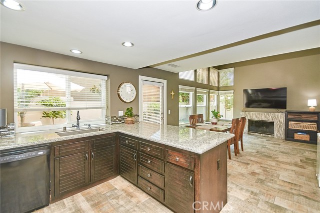 19 Las Cruces, Irvine CA: https://media.crmls.org/medias/9817b0d7-2a4c-4ebd-b91c-c35459e00f65.jpg