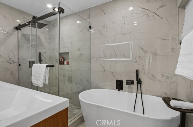 Detail Gallery Image 17 of 39 For 19731 Avenida Deleitante, Walnut,  CA 91789 - 9 Beds | 9 Baths