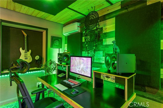 Detail Gallery Image 46 of 49 For 337 Wylerhorn, Crestline,  CA 92325 - 3 Beds | 2/1 Baths