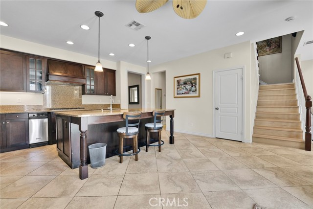 Detail Gallery Image 12 of 40 For 6254 Village Green Dr., Carlsbad,  CA 92009 - 3 Beds | 3 Baths