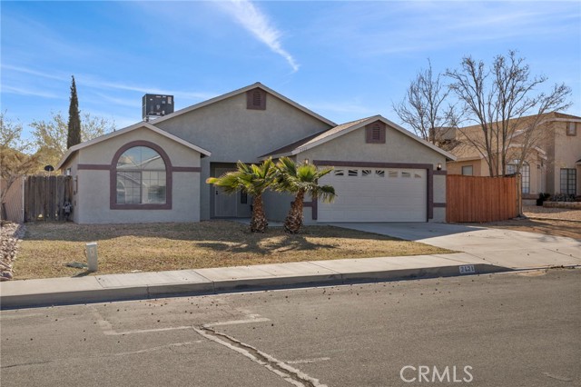 Detail Gallery Image 1 of 1 For 2121 Amethyst Ave, Barstow,  CA 92311 - 3 Beds | 2 Baths