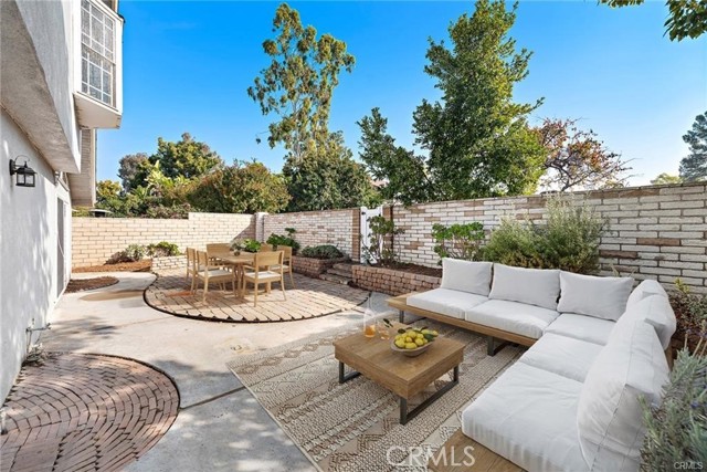 Detail Gallery Image 21 of 27 For 34 Mann St, Irvine,  CA 92612 - 4 Beds | 2 Baths