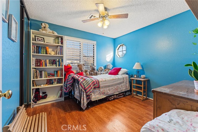 Detail Gallery Image 19 of 34 For 2323 Golden, Lancaster,  CA 93536 - 4 Beds | 3 Baths