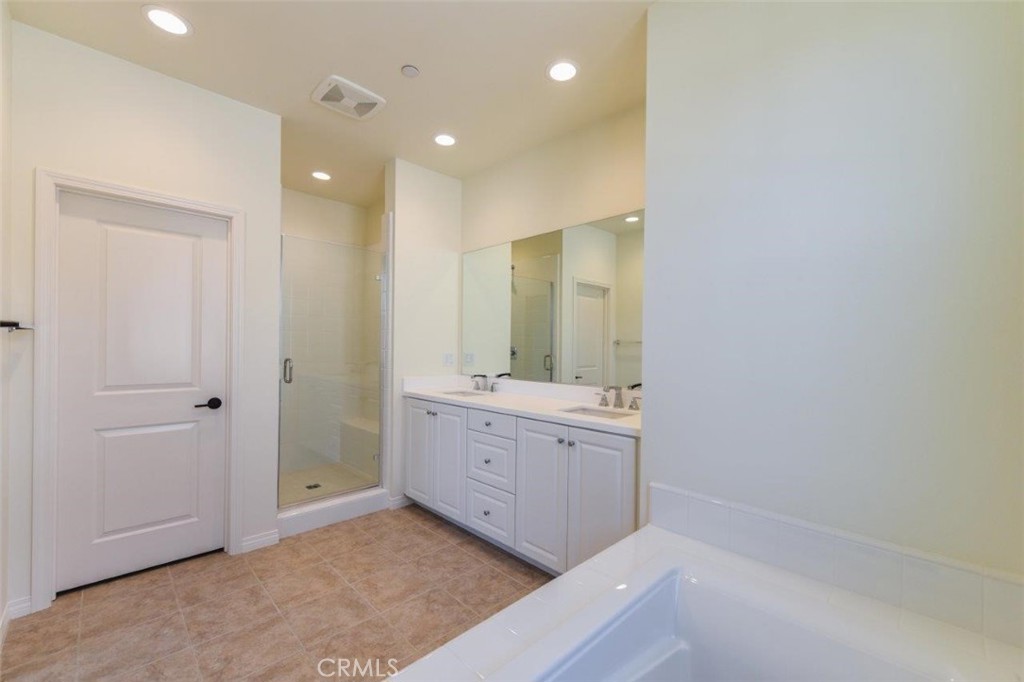 MLS #OC25225555 image #14