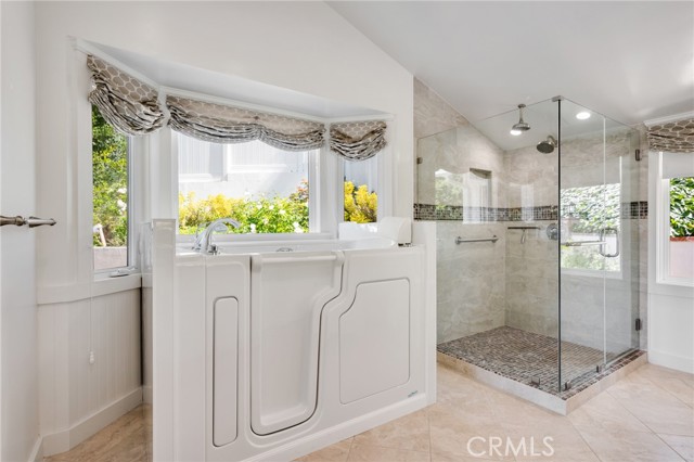 62 Strawberry Lane, Rolling Hills Estates, California 90274, 3 Bedrooms Bedrooms, ,2 BathroomsBathrooms,Residential,Sold,Strawberry Lane,SB22081862