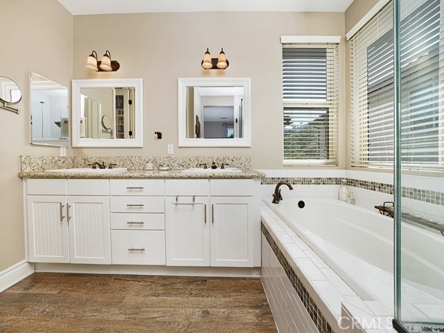 Detail Gallery Image 31 of 46 For 33501 Sea Bright Dr, Dana Point,  CA 92629 - 4 Beds | 3/1 Baths