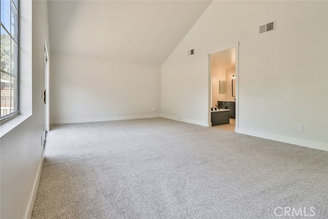 20591 Celtic Street, Chatsworth CA: https://media.crmls.org/medias/981e03a1-a664-4d5d-b3ad-71ec8bdec5ad.jpg