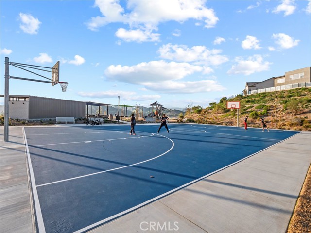 Detail Gallery Image 35 of 43 For 27013 Hummingbird Ln, Valencia,  CA 91381 - 3 Beds | 3 Baths