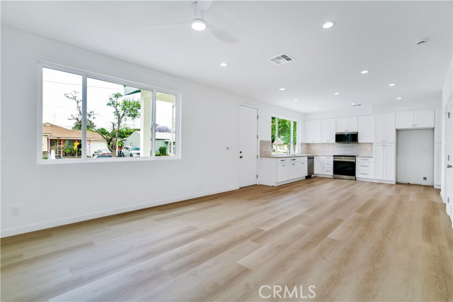 6168 Briercrest Avenue, Lakewood CA: https://media.crmls.org/medias/981e4b3b-fc3e-47b1-9758-48718c9af0f4.jpg