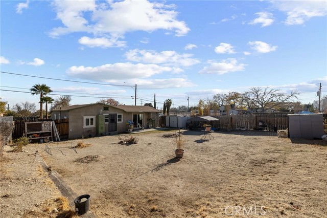 Detail Gallery Image 25 of 29 For 525 S Kern St, Maricopa,  CA 93252 - 2 Beds | 3 Baths