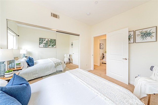 Detail Gallery Image 18 of 37 For 6939 Greeley St #112,  Tujunga,  CA 91042 - 3 Beds | 2/1 Baths