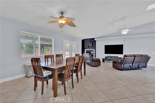 14665 Echo Lane, Helendale CA: https://media.crmls.org/medias/981fdf14-5f84-40d1-9bee-d33ee84538ab.jpg