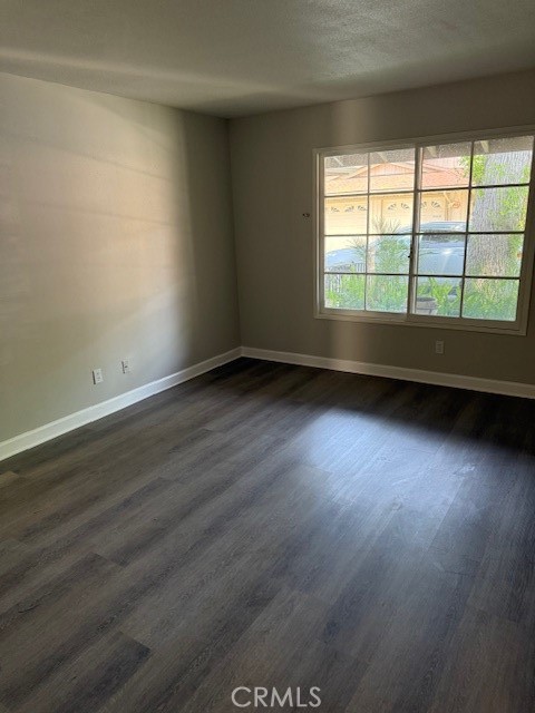 26851 Oak Branch Circle, Newhall CA: https://media.crmls.org/medias/982012a0-4c00-4927-8d0f-a6b37971f0e7.jpg
