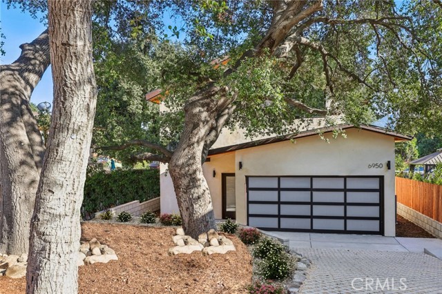 6950 Beckett Street, Tujunga CA: https://media.crmls.org/medias/98207ee4-d5ad-4bd4-abe5-71932d33b2ad.jpg