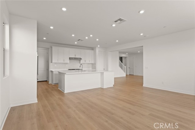 Detail Gallery Image 17 of 49 For 1670 Amanda Glen, Escondido,  CA 92029 - 5 Beds | 4/1 Baths