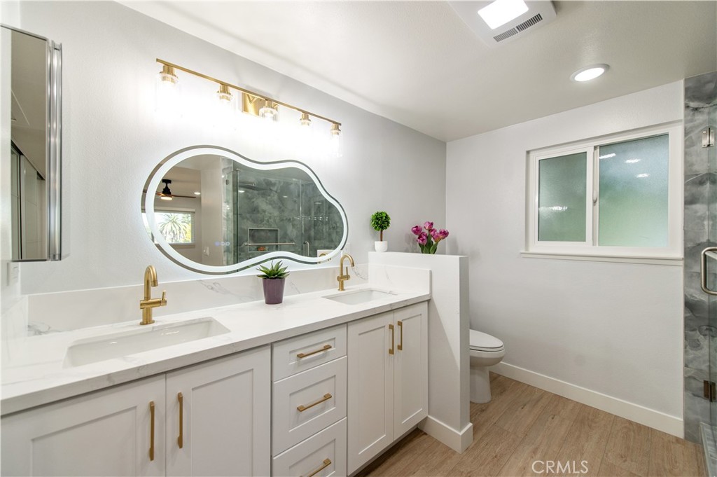 https://media.crmls.org/medias/9822829c-023b-418c-8cf9-027c4e18420b.jpg?preset=X-Large
