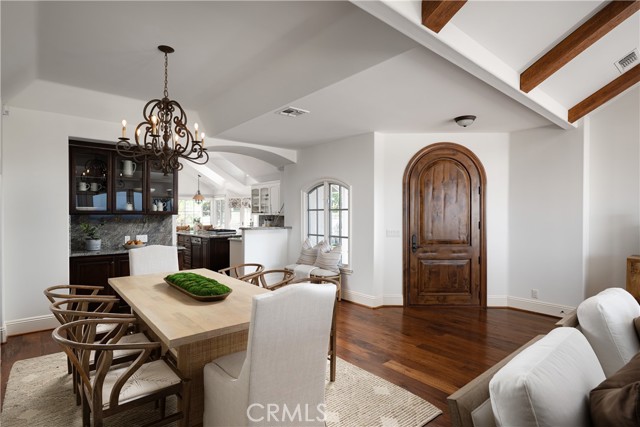 Detail Gallery Image 28 of 54 For 2001 Yacht Resolute, Newport Beach,  CA 92660 - 3 Beds | 2/1 Baths