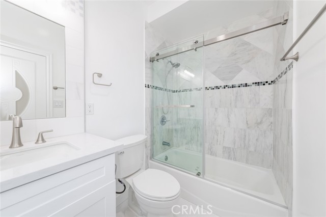 1841 Skyline Way, Fullerton CA: https://media.crmls.org/medias/982322a0-acac-44f0-8665-0d967d5d0a70.jpg