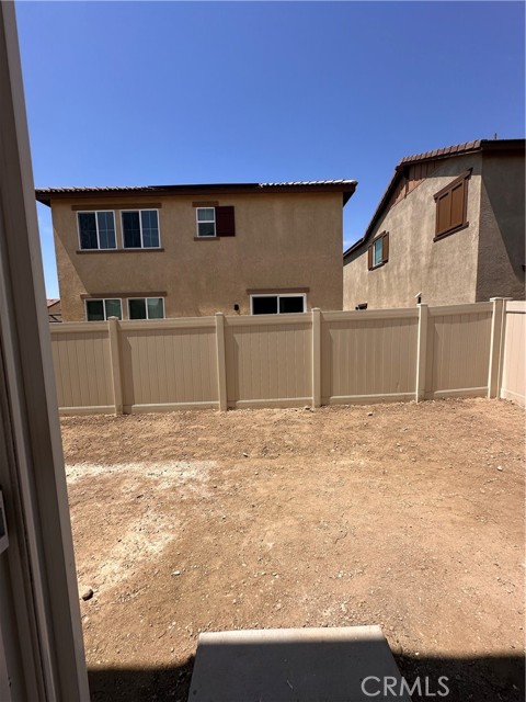 Detail Gallery Image 33 of 36 For 16042 Esparza Ln, Fontana,  CA 92336 - 4 Beds | 2/1 Baths