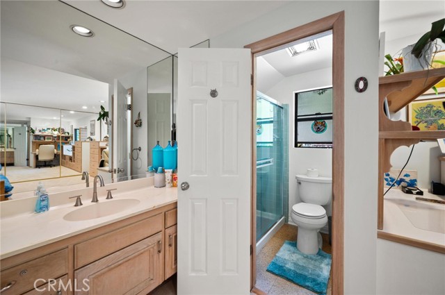 17034 Escalon Drive, Encino CA: https://media.crmls.org/medias/98245710-5776-478c-9bba-09eeea9be0be.jpg