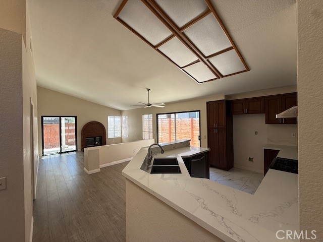 Detail Gallery Image 3 of 22 For 2988 Dartmouth Cir, Corona,  CA 92879 - 4 Beds | 2 Baths