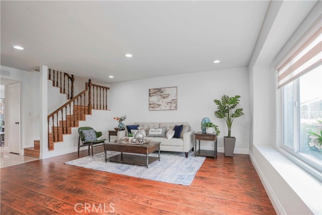 Detail Gallery Image 8 of 45 For 17721 Norwalk #11,  Artesia,  CA 90701 - 3 Beds | 2/1 Baths