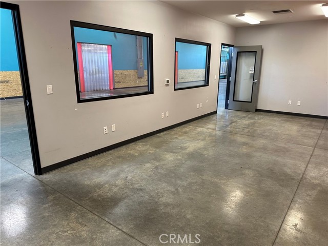 487 Ryan Avenue, Chico, California 95973, ,Commercial Lease,For Rent,487 Ryan Avenue,CRSN24083709