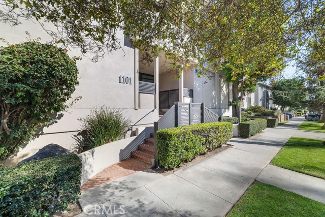 Detail Gallery Image 12 of 42 For 1101 Lincoln Bld 1a,  Santa Monica,  CA 90403 - 2 Beds | 2 Baths