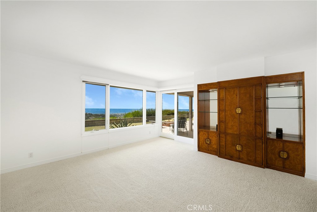 MLS #OC25272387 image #5