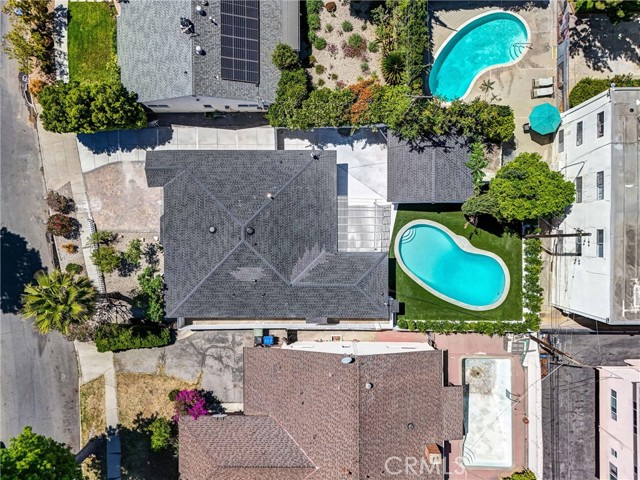 Detail Gallery Image 31 of 33 For 6119 Longridge Ave, Valley Glen,  CA 91401 - 3 Beds | 3 Baths
