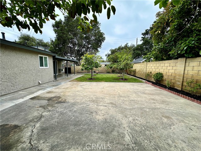 Detail Gallery Image 28 of 42 For 2413 W Monta Vista Ave, Santa Ana,  CA 92704 - 3 Beds | 2 Baths