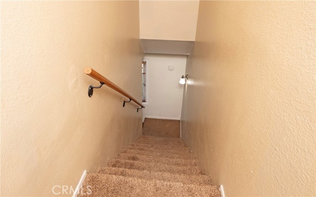 Detail Gallery Image 11 of 33 For 1408 N Elderberry Ave, Ontario,  CA 91762 - 3 Beds | 2/1 Baths