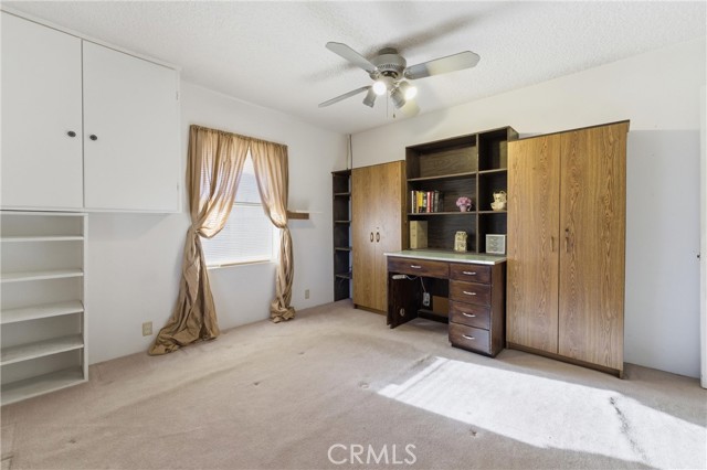 Detail Gallery Image 18 of 35 For 3322 Dawn, Rosamond,  CA 93560 - 4 Beds | 1/2 Baths