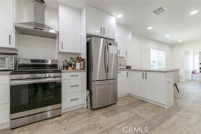 343 Concord Street, Glendale CA: https://media.crmls.org/medias/9827d3dc-b3eb-4108-9b3a-8bdc4fae6709.jpg