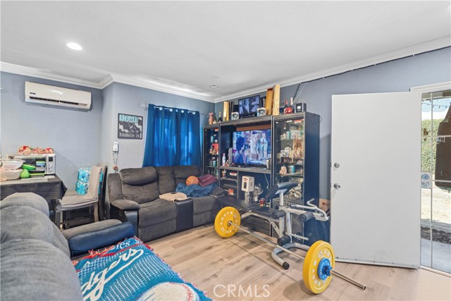 15856 Cadwell Street, La Puente CA: https://media.crmls.org/medias/9827ff20-4903-4ed5-9bb4-468425cba0ba.jpg