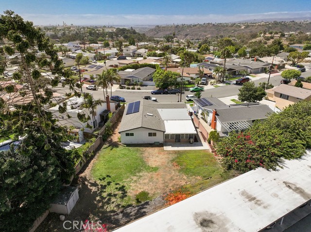 6619 Alcala Knolls Drive, San Diego CA: https://media.crmls.org/medias/98283af8-acfe-4066-b071-7d2cb1a54efb.jpg
