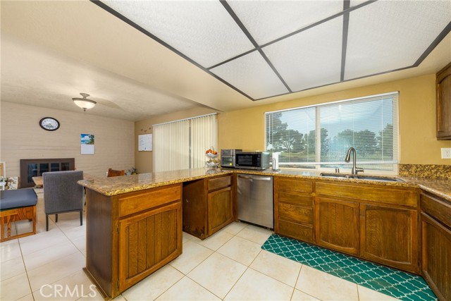 Detail Gallery Image 12 of 48 For 15090 Orchard Hill Ln, Helendale,  CA 92342 - 3 Beds | 2 Baths