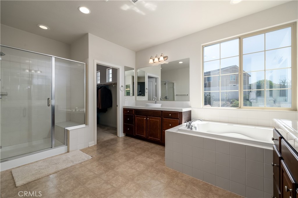 MLS #SW25070441 img 28