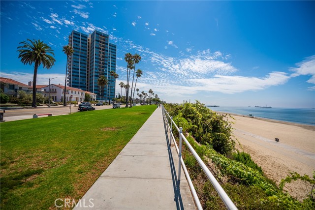 Detail Gallery Image 33 of 33 For 2772 2a E 2nd St #A2,  Long Beach,  CA 90803 - 2 Beds | 2 Baths