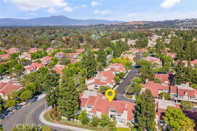 164 Stanford Court, Irvine CA: https://media.crmls.org/medias/982a5516-32a4-46b2-b53b-ae951239bd90.jpg