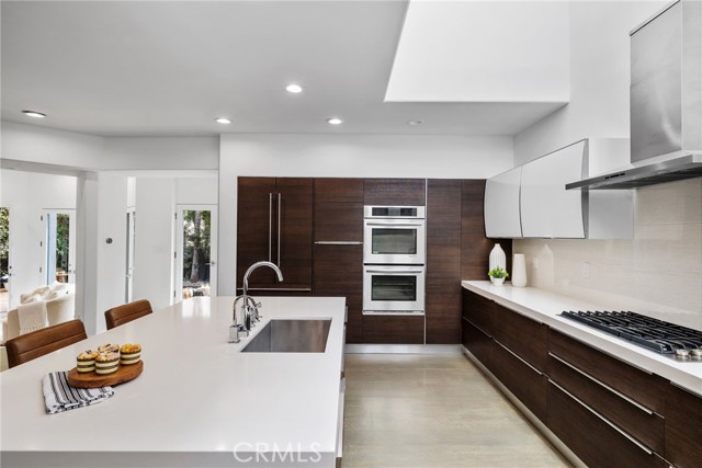 2310 Laurel Bluff, Manhattan Beach, California 90266, 4 Bedrooms Bedrooms, ,3 BathroomsBathrooms,Residential,Sold,Laurel Bluff,SB22159511