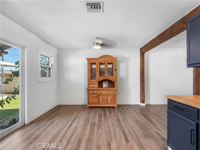 Detail Gallery Image 10 of 27 For 360 W San Bernardino, Rialto,  CA 92376 - 3 Beds | 2 Baths